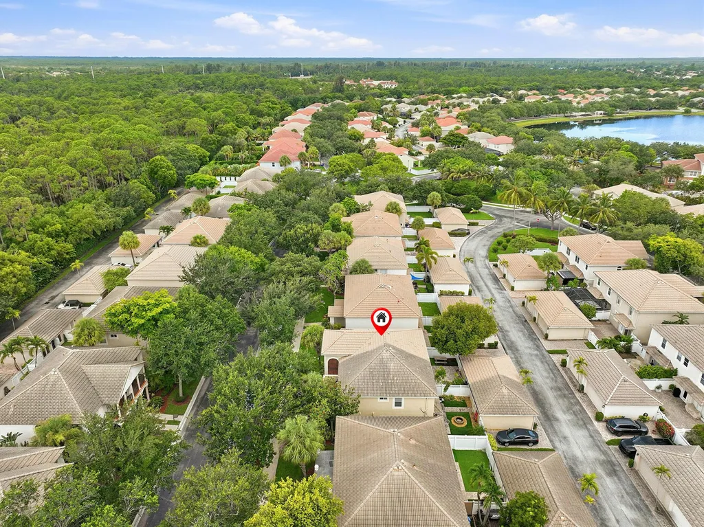 8057 Murano Circle Palm Beach Gardens FL 33418