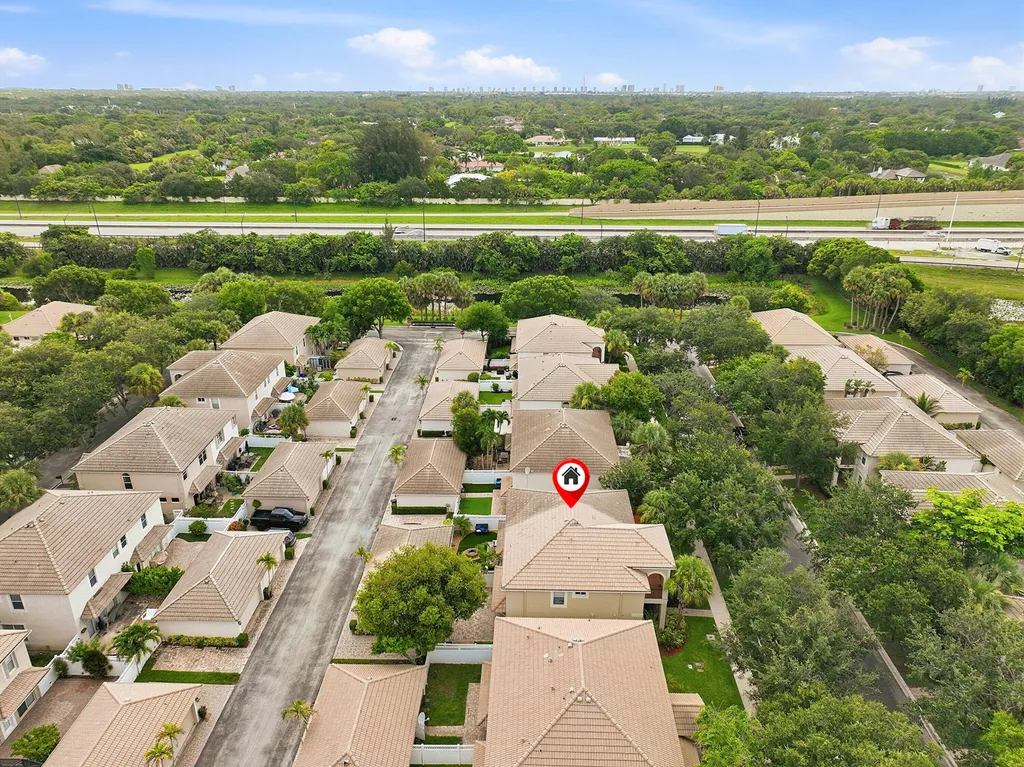 8057 Murano Circle Palm Beach Gardens FL 33418