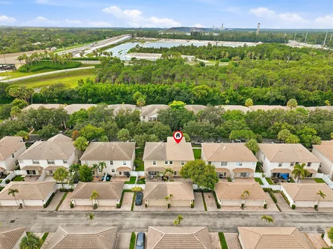 8057 Murano Circle Palm Beach Gardens FL 33418