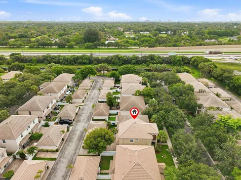 8057 Murano Circle Palm Beach Gardens FL 33418