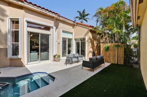 5860 NW 120th Avenue Coral Springs FL 33076