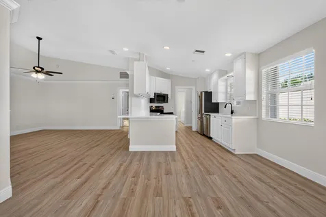 3546 SE Glacier Terrace Hobe Sound FL 33455