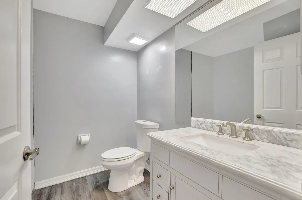 5640 Coach House Circle Boca Raton FL 33486