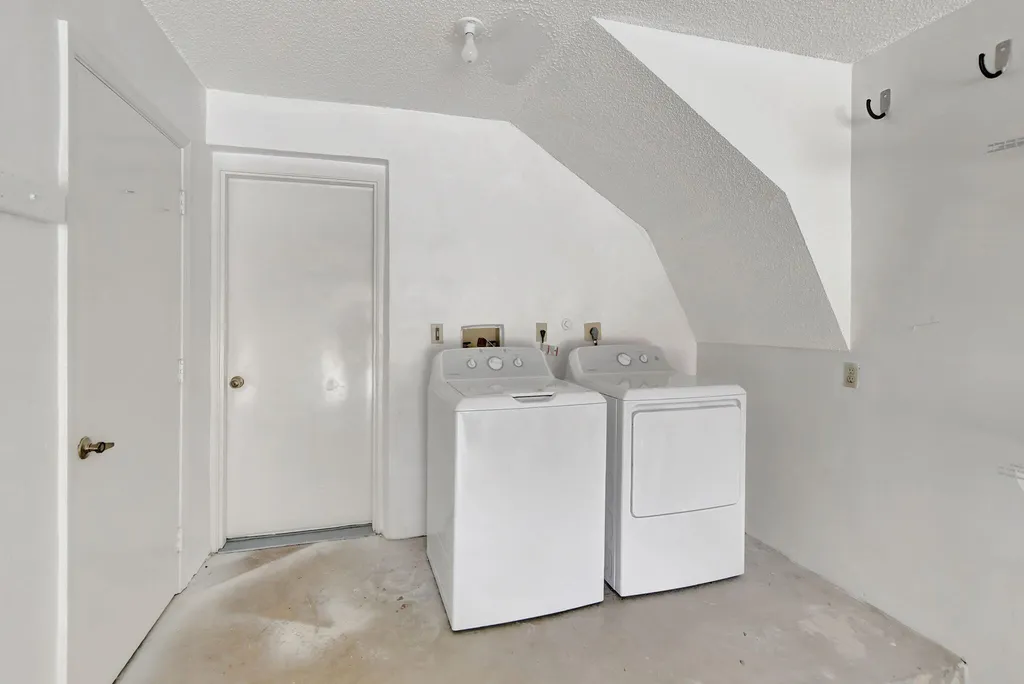 5640 Coach House Circle Boca Raton FL 33486