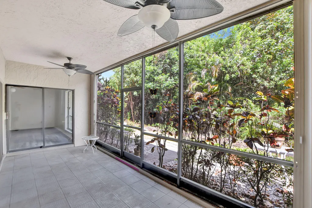 5640 Coach House Circle Boca Raton FL 33486