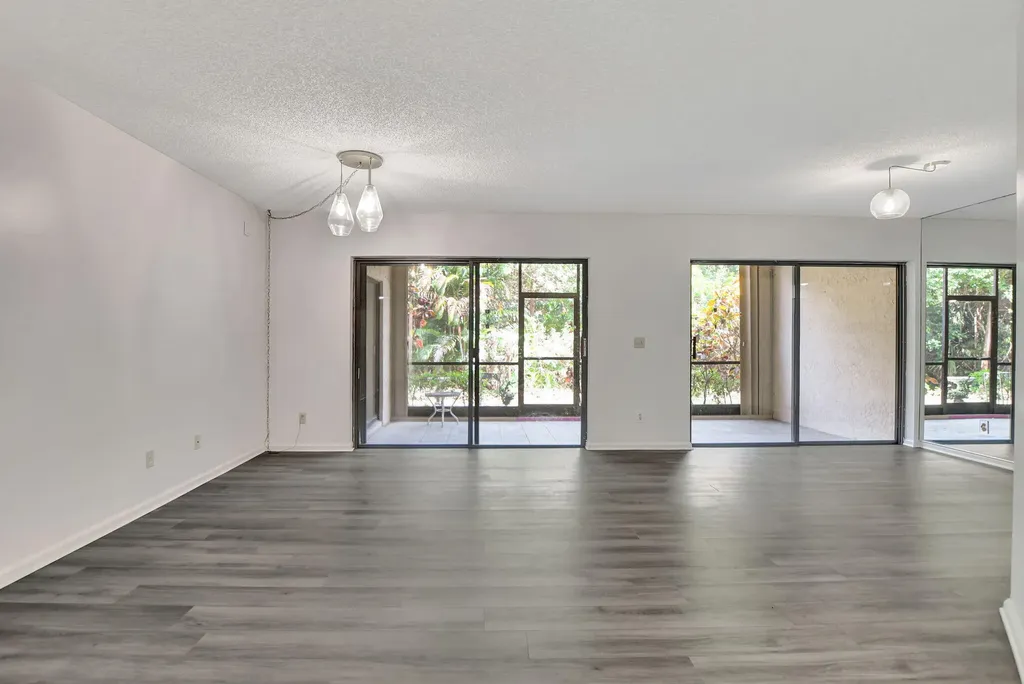 5640 Coach House Circle Boca Raton FL 33486