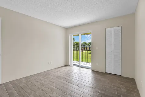 414 Meadows Circle Boynton Beach FL 33436