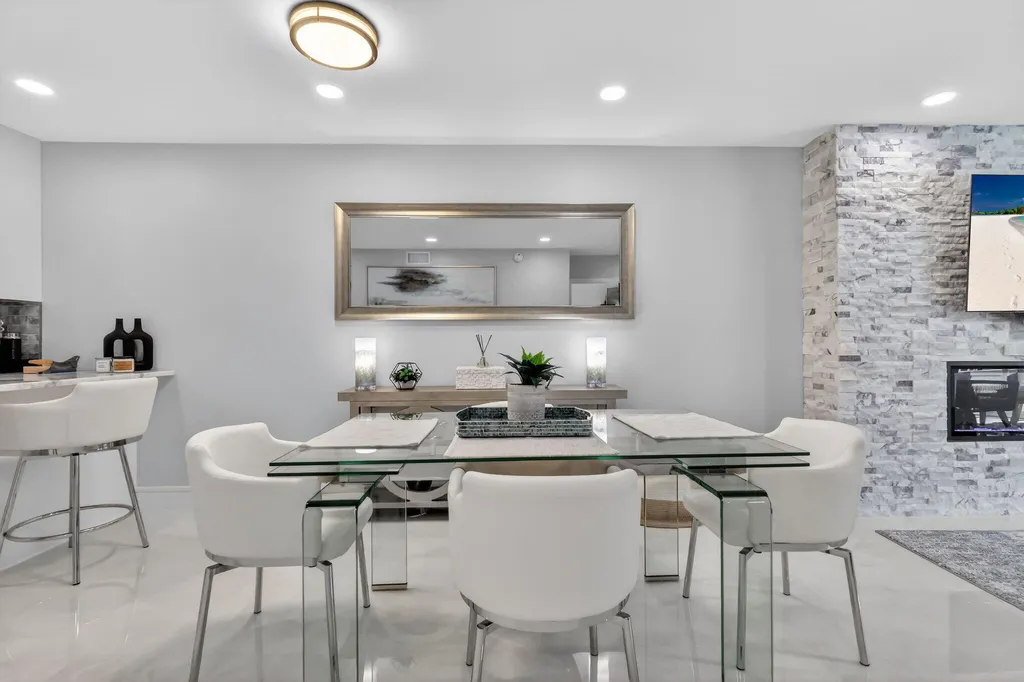 700 NE Harbour Terrace Boca Raton FL 33431