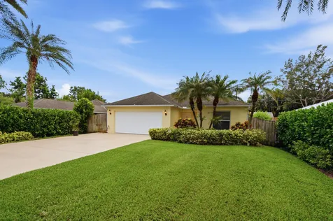 3772 SE Upper Street Stuart FL 34997