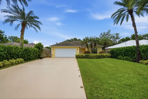 3772 SE Upper Street Stuart FL 34997