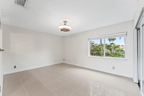 18443 Ruffian Way Boca Raton FL 33496