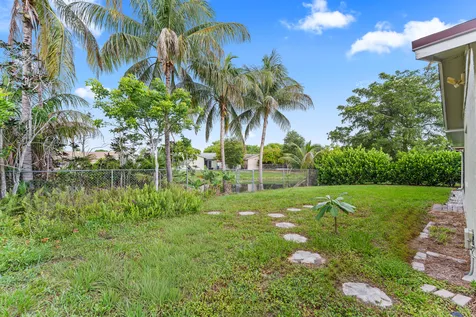 18443 Ruffian Way Boca Raton FL 33496