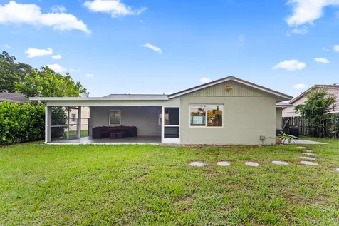 18443 Ruffian Way Boca Raton FL 33496