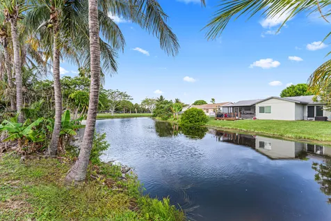 18443 Ruffian Way Boca Raton FL 33496