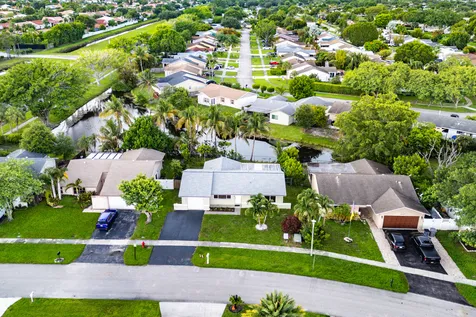 18443 Ruffian Way Boca Raton FL 33496