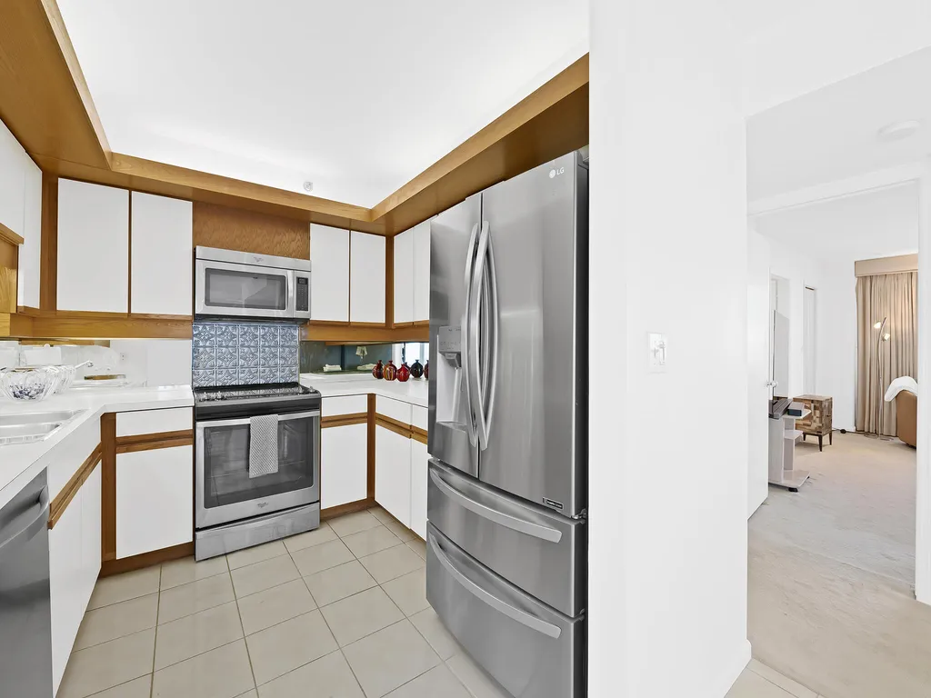 3407 S Ocean Boulevard Highland Beach FL 33487