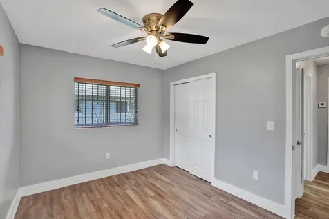 2145 NW 100th Street NW Miami FL 33147