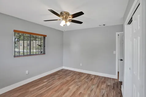 2145 NW 100th Street NW Miami FL 33147