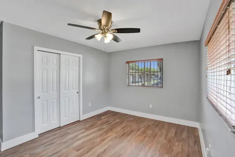 2145 NW 100th Street NW Miami FL 33147