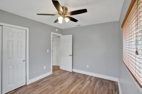 2145 NW 100th Street NW Miami FL 33147