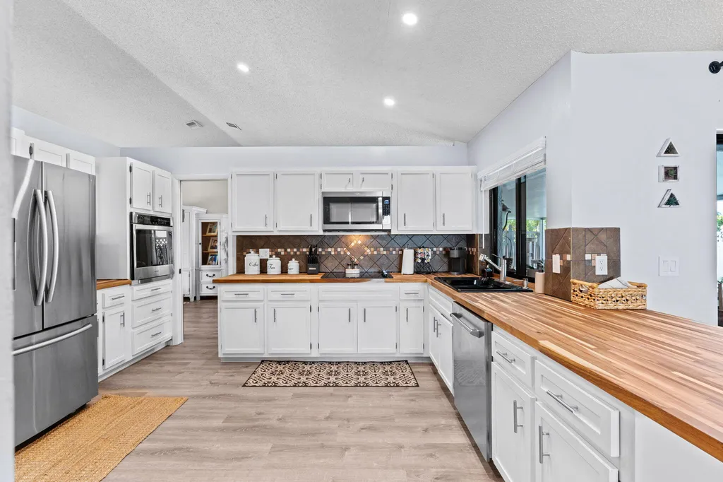 5071 Whitewood Way Lake Worth FL 33467