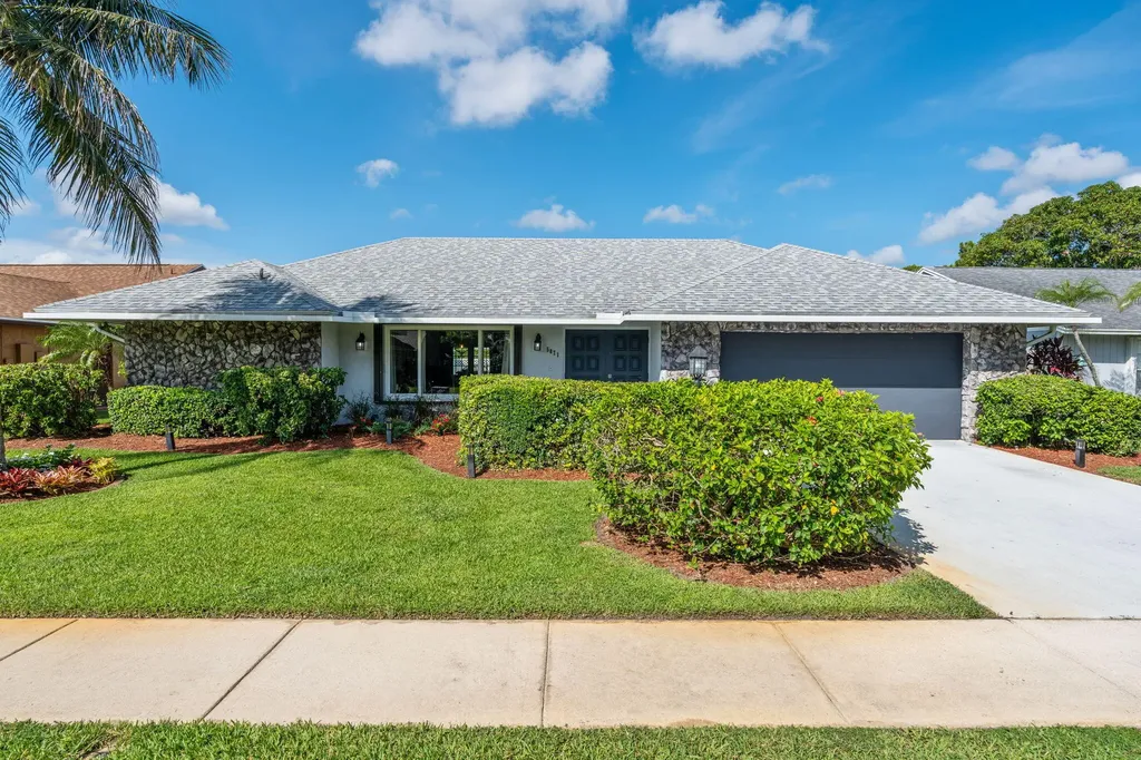 5071 Whitewood Way Lake Worth FL 33467