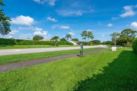 5071 Whitewood Way Lake Worth FL 33467