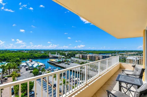 625 Casa Loma Boulevard Boynton Beach FL 33435