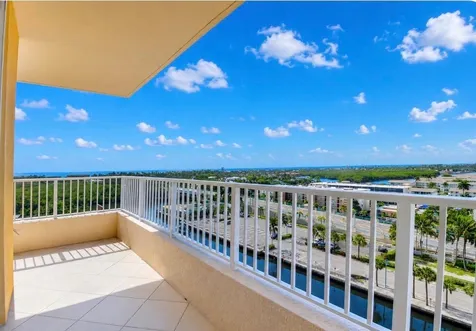 625 Casa Loma Boulevard Boynton Beach FL 33435