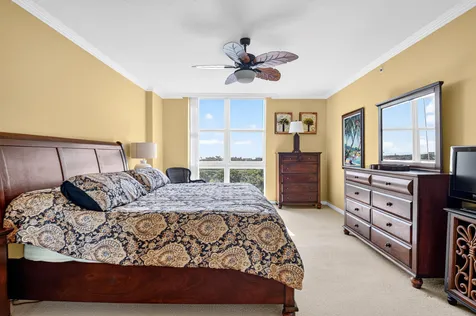625 Casa Loma Boulevard Boynton Beach FL 33435