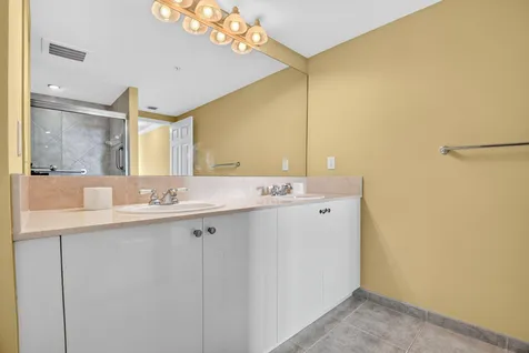 625 Casa Loma Boulevard Boynton Beach FL 33435