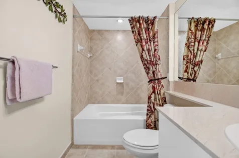 625 Casa Loma Boulevard Boynton Beach FL 33435