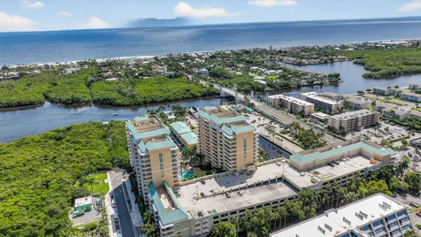 625 Casa Loma Boulevard Boynton Beach FL 33435