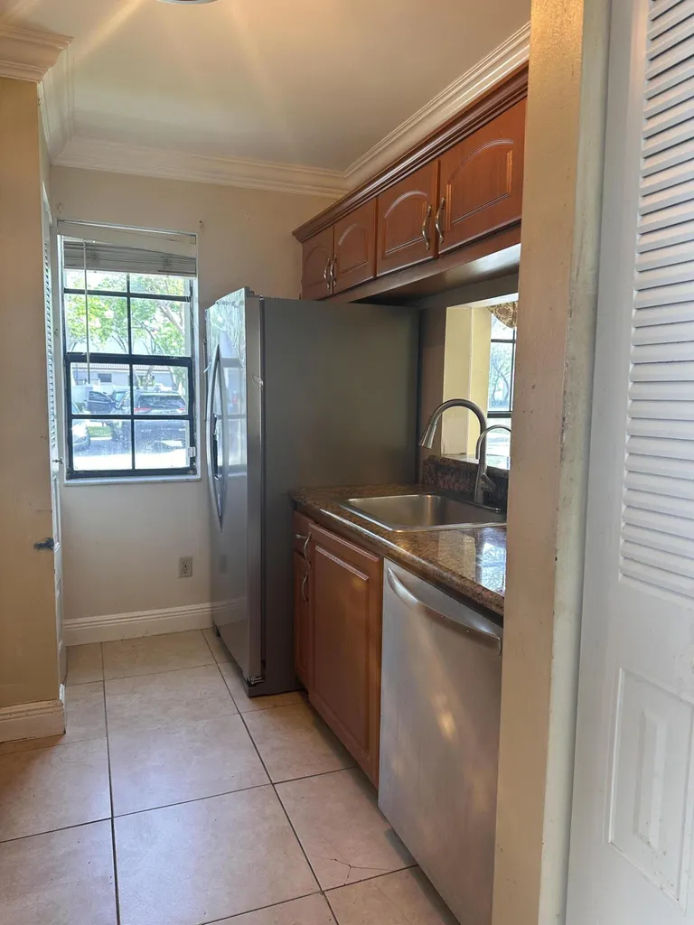 11673 NW 11th Street Pembroke Pines FL 33026