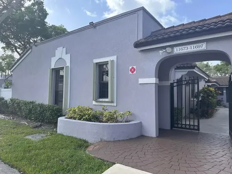 11673 NW 11th Street Pembroke Pines FL 33026