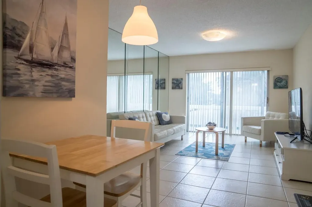 424 N Riverside Drive Pompano Beach FL 33062