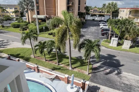 424 N Riverside Drive Pompano Beach FL 33062