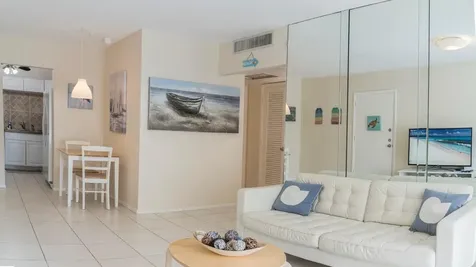 424 N Riverside Drive Pompano Beach FL 33062