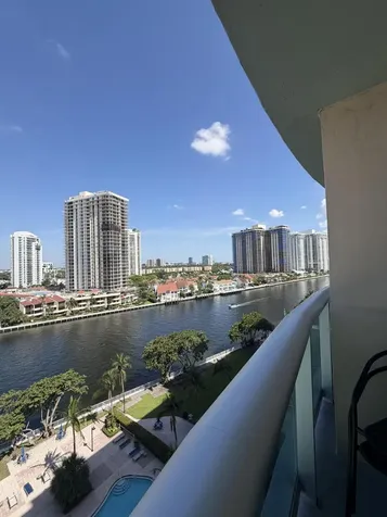 19390 Collins Avenue Sunny Isles Beach FL 33160