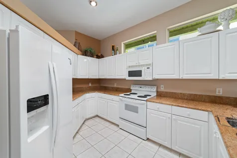 1726 Victoria Circle Vero Beach FL 32967