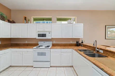 1726 Victoria Circle Vero Beach FL 32967