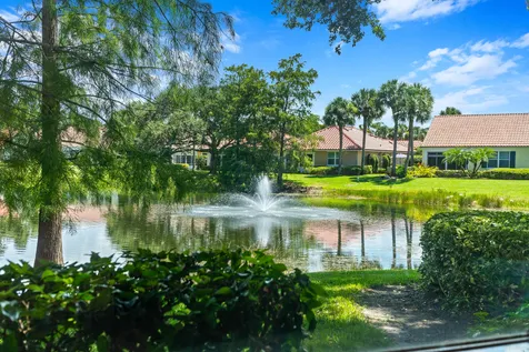 1726 Victoria Circle Vero Beach FL 32967