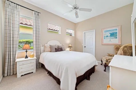 1726 Victoria Circle Vero Beach FL 32967