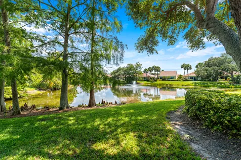 1726 Victoria Circle Vero Beach FL 32967