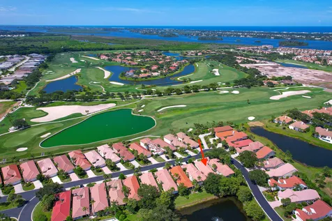 1726 Victoria Circle Vero Beach FL 32967