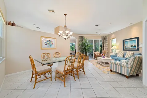 1726 Victoria Circle Vero Beach FL 32967