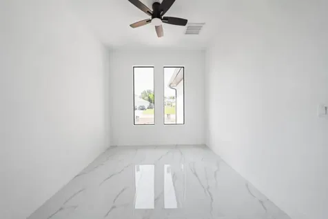2511 NW 7th Street N Cape Coral FL 33993