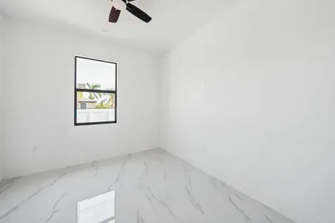 2511 NW 7th Street N Cape Coral FL 33993