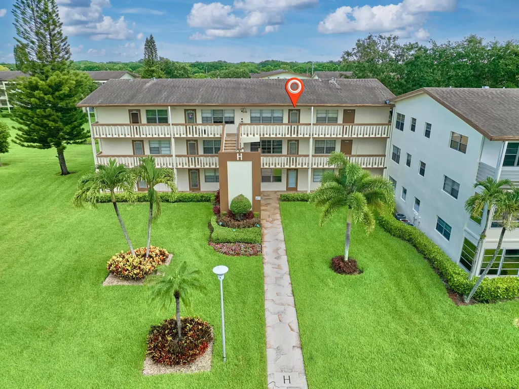 325 Mansfield Drive Boca Raton FL 33434