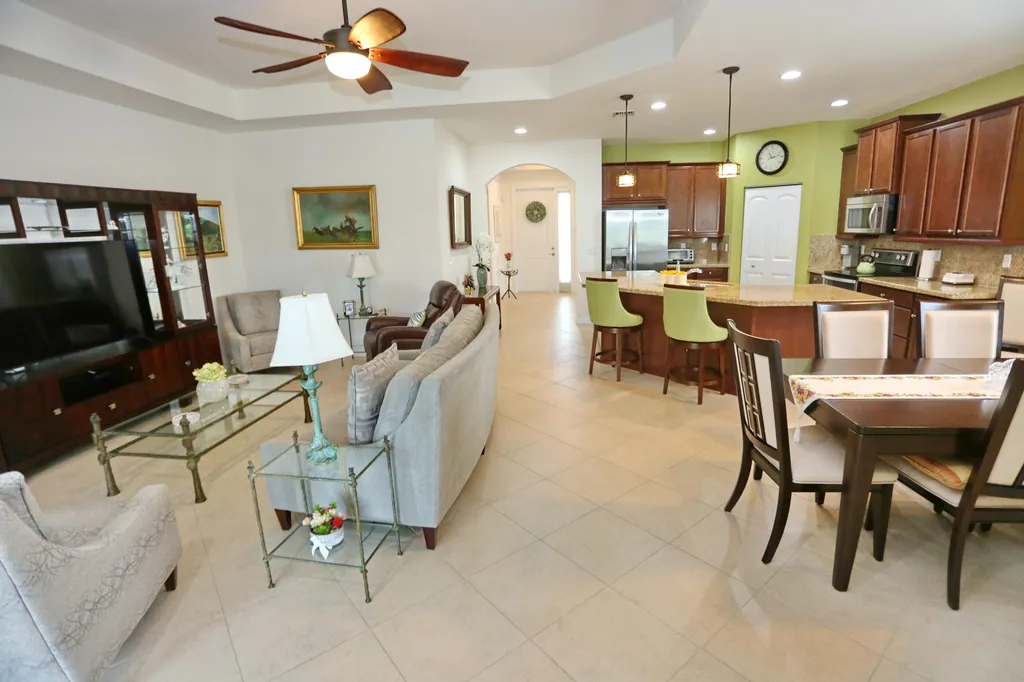 7171 Prudencia Drive Lake Worth FL 33463